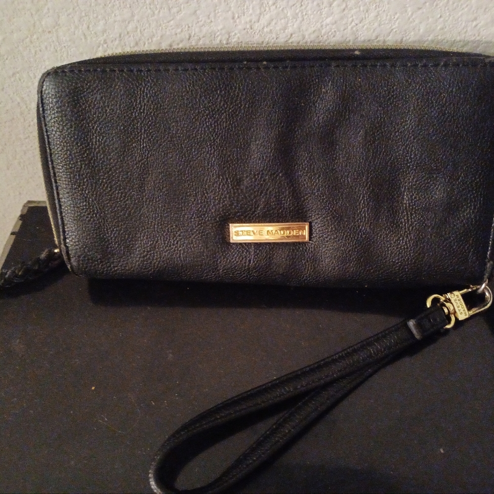 Steve Madden Wallet